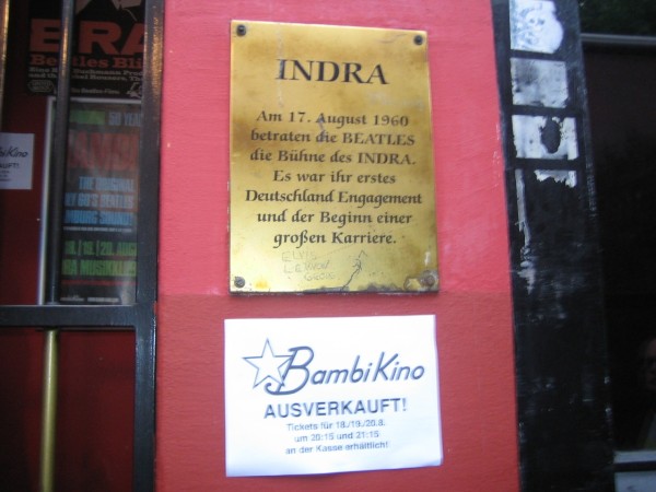 Indra Eingang